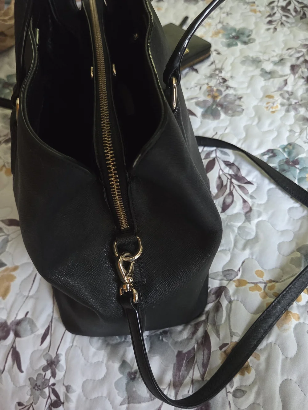 Kate Spade Black Saffiano Leather Tote with Matching Wallet